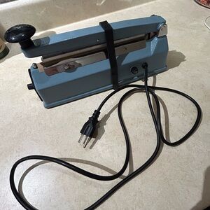 Manual Heat Sealer for Cookies, Bags, etc